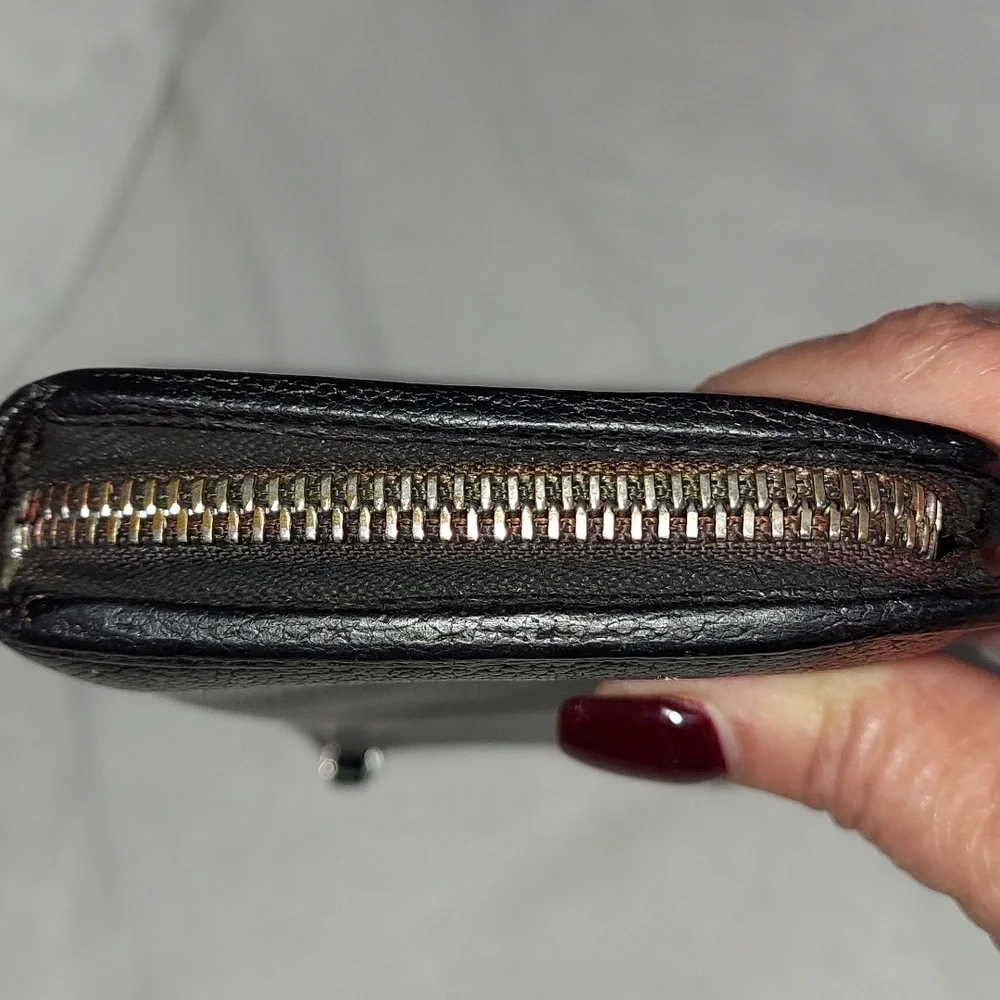 LOEWE Anagram Black Leather Long Zip Around Wallet - Picture 4 of 7
